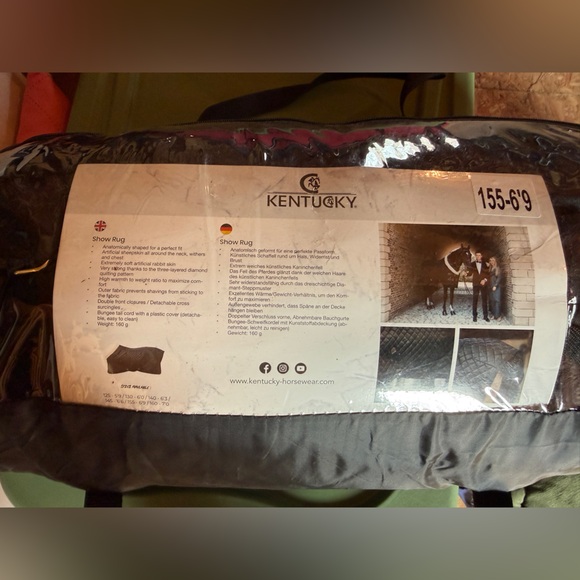 Kentucky Horseware Show Rug. - Picture 2 of 6